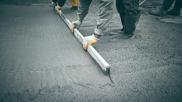 Best Concrete Walkway Installation  in Emeryville, CA